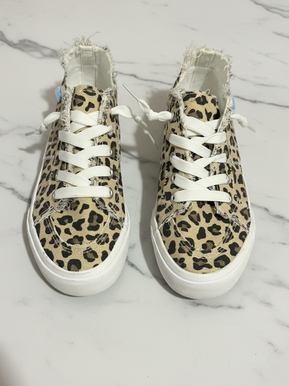 Women’s Size 7 Leopard Print Canvas Sneakers - White Laces